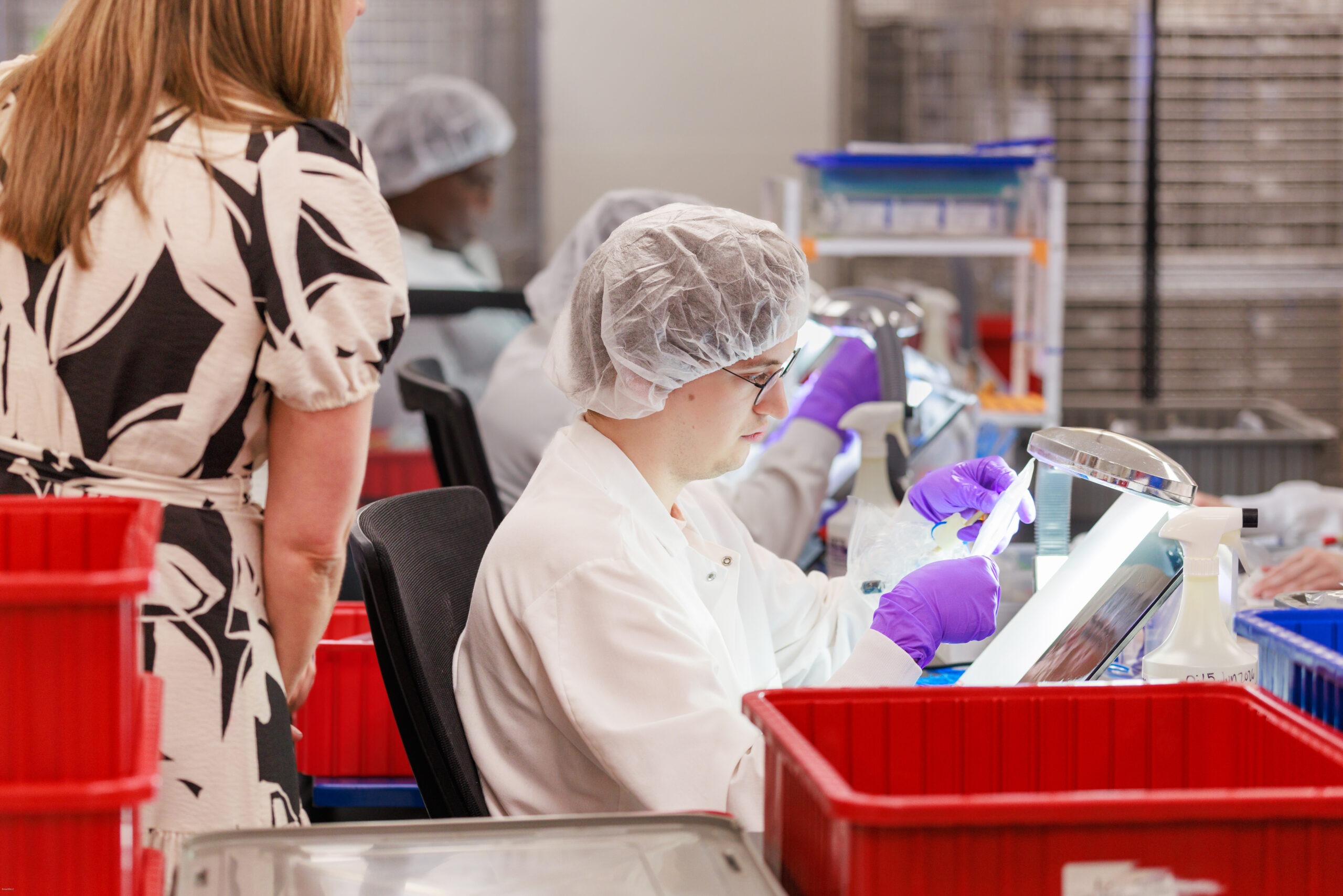 Beau and Betsy Larrabee spend time with the BioLife operations and quality teams on their recent visit to headquarters
